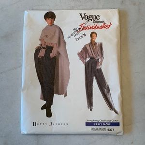UNCUT Vogue Individualist Betty Jackson Blouse Pants Poncho Sewing Pattern 2377